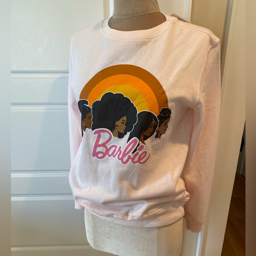 🛍️NWT Super Soft Pink Barbie Sweatshirt🛍️Size XS